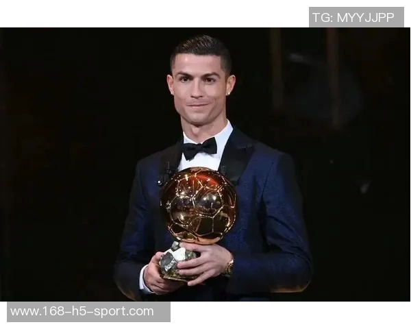皇马致敬迪斯蒂法诺超级金球奖获奖36周年独一无二的历史传奇
