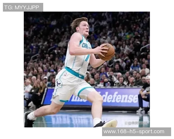 克尼佩尔下半场发力却三分失准11投5中仅得12分4篮板表现平平